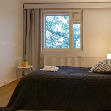 Spacious For 6 *