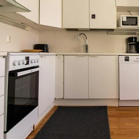 Апартаменты Spacious For 6 Вантаа